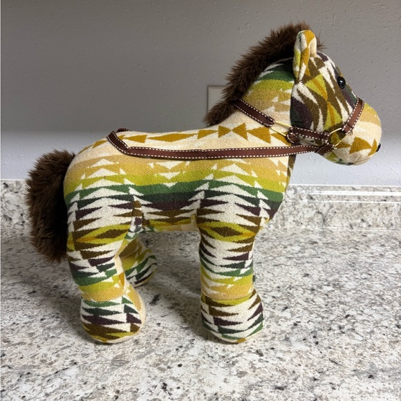 Pendleton by GUND Franklin Plush Horse Southwestern Blanket 14”. - Picture 4 of 7